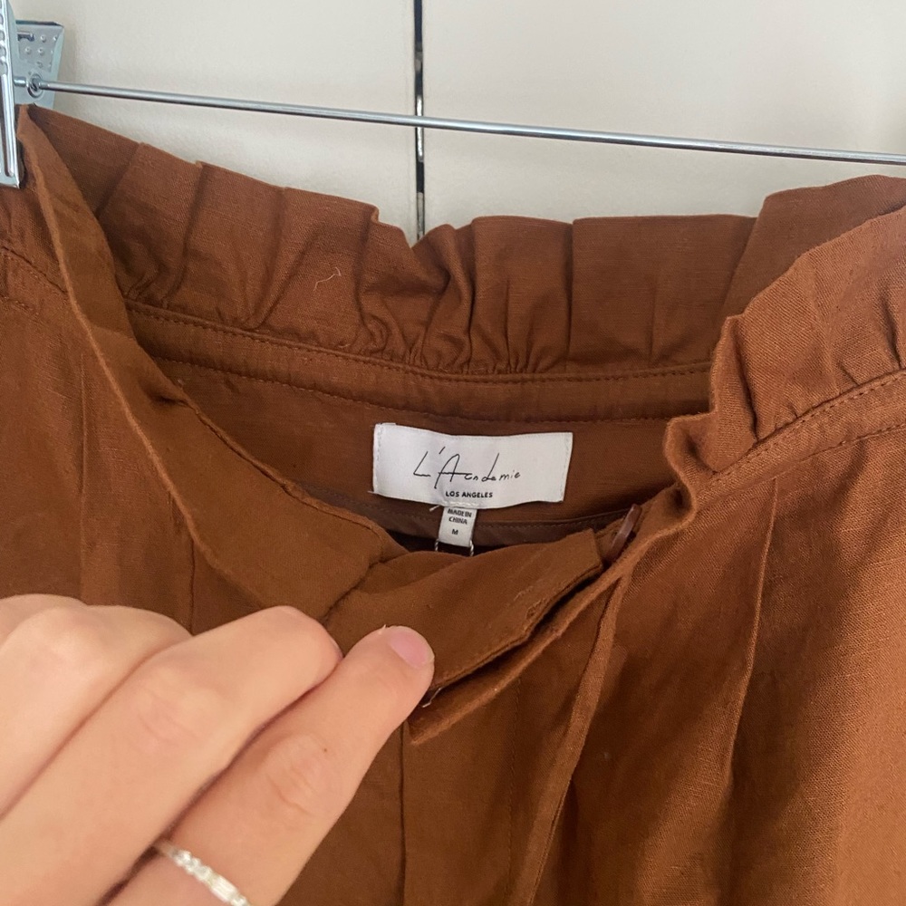 L'Academie High-Waist Paperbag Shorts in Brown - Picture 3 of 9